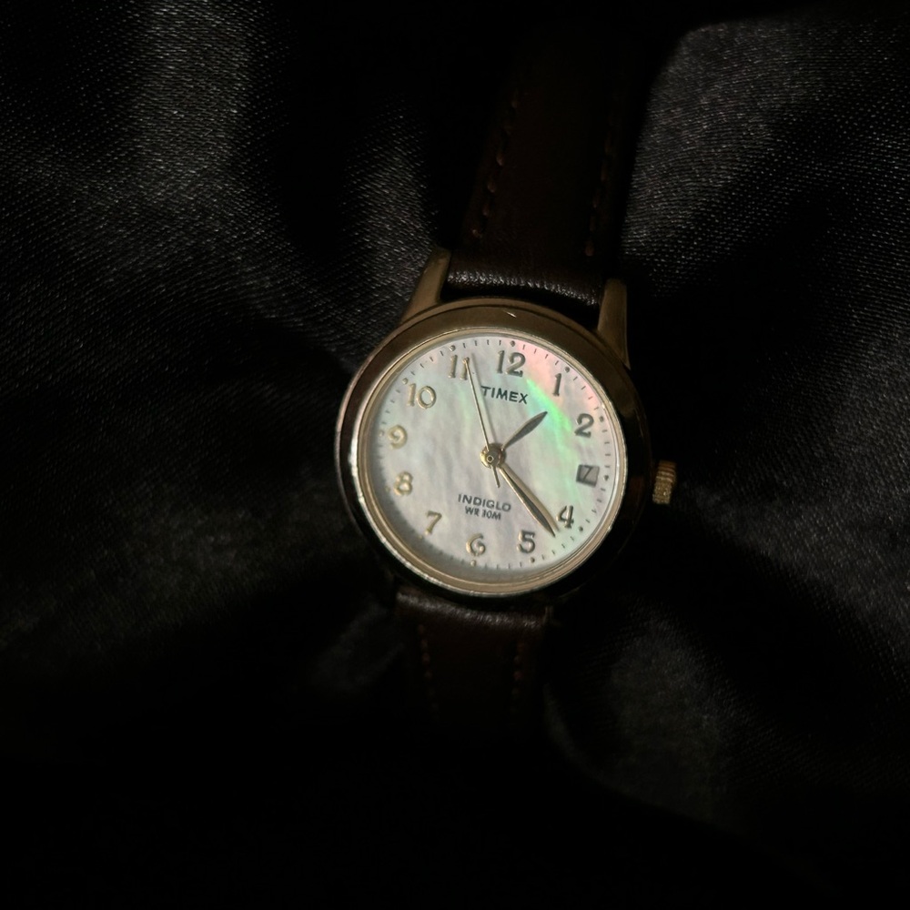 Timex Mother of Pearl and Brown Leather Strap Watch Timeless Design